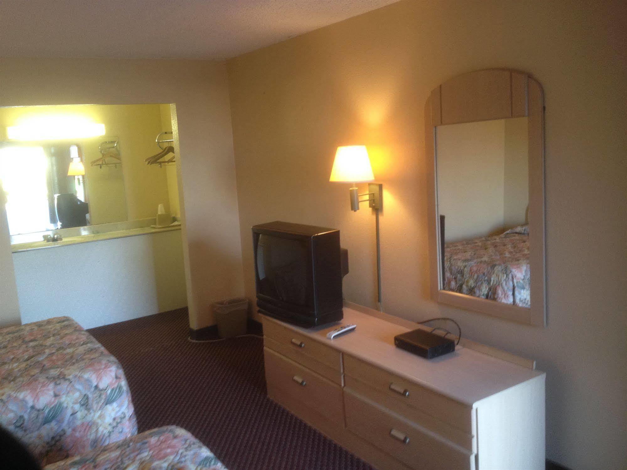 Executive Inn Calhoun Exterior foto